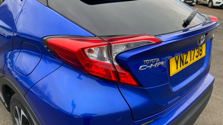 Toyota C-HR 1.8 Hybrid Design 5dr CVT Hybrid Hatchback